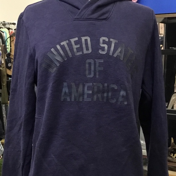 ~Resellers Box…20 items of clothing….$30.00 - Picture 9 of 12